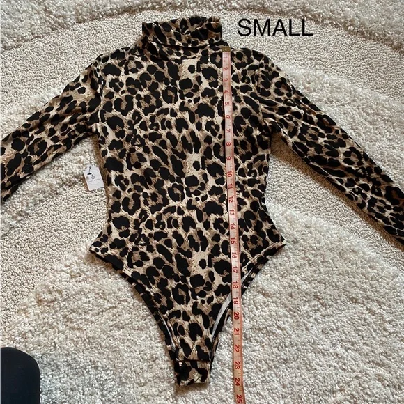Black Brown Leopard bodysuit long sleeve mock neck NWT small and medium - Picture 8 of 13